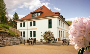 Отель Pension Am Finkenberg  Зебниц
